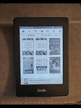 Kindle Paperwhite e-Reader - Black, Touchscreen, Wifi & Loaded!